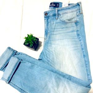 Hollister jean